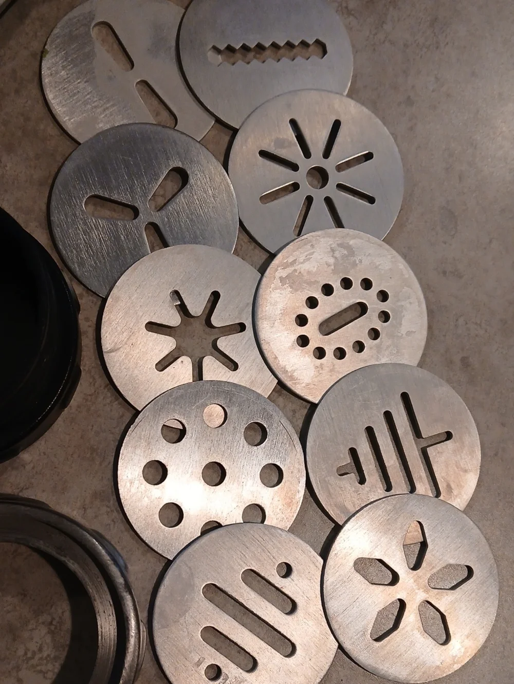 Wilton Cookie Press with 10 Design Discs